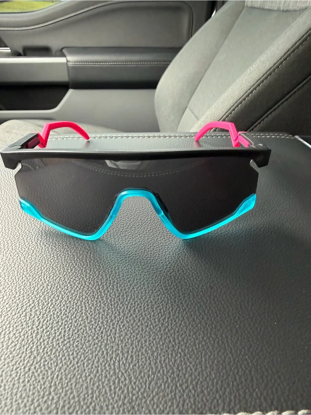 Men’s NWT prism bxtr sunglasses